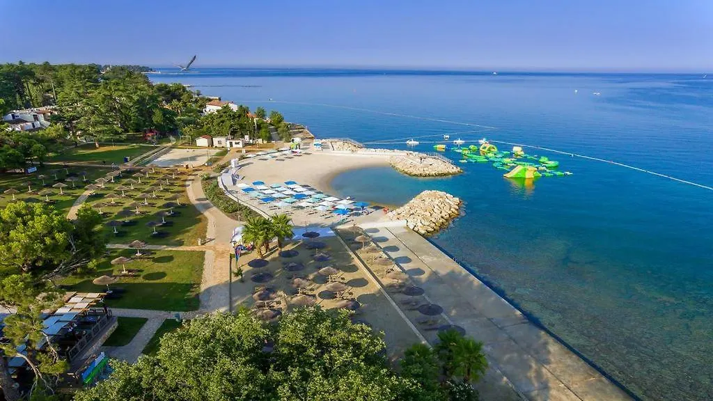 Apartments Leon Porec
